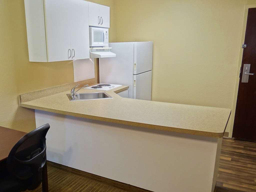 Extended Stay America Select Suites - Detroit - Roseville Zimmer foto