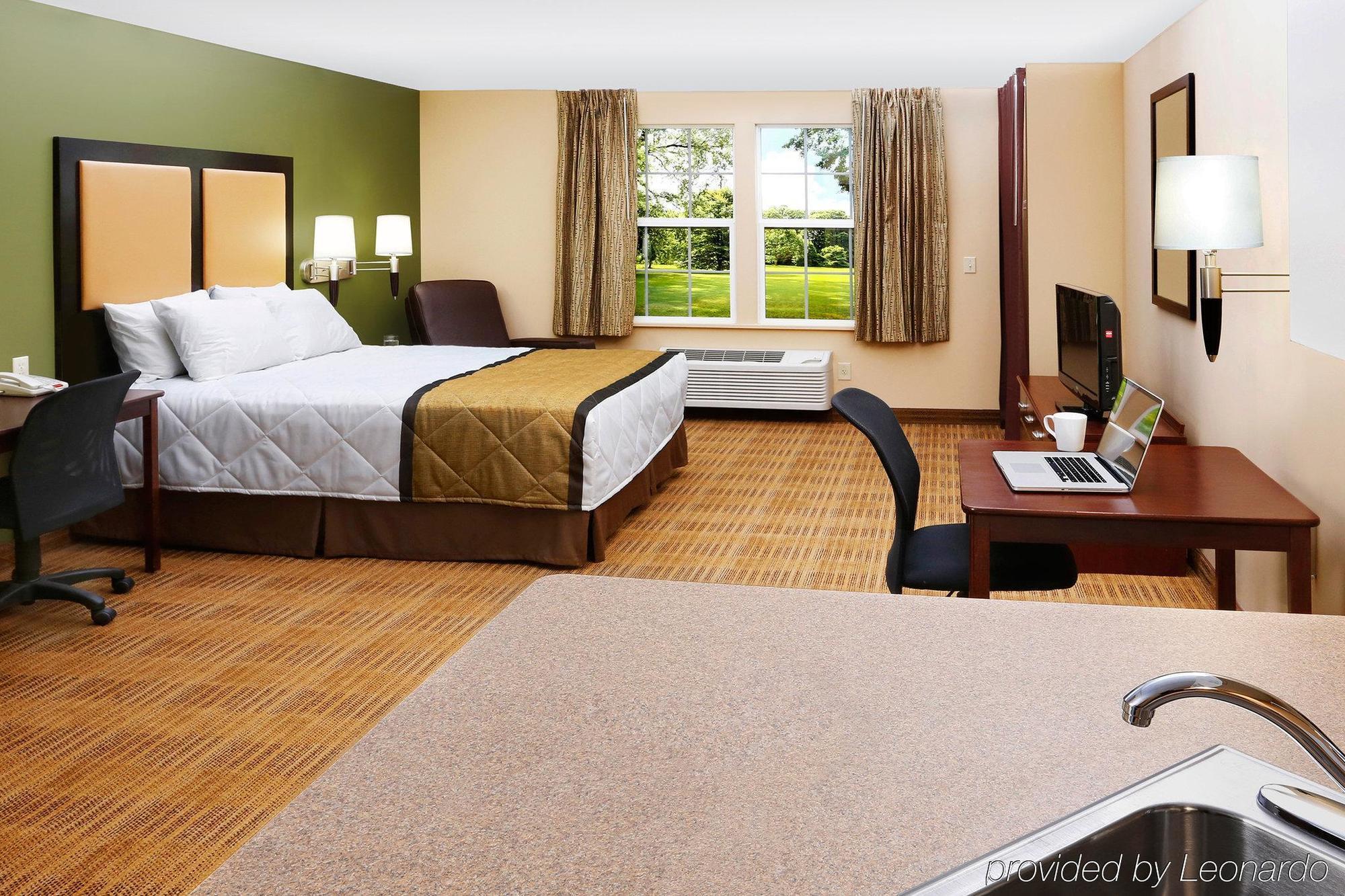 Extended Stay America Select Suites - Detroit - Roseville Exterior foto