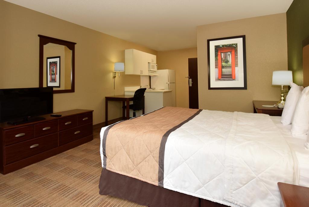 Extended Stay America Select Suites - Detroit - Roseville Exterior foto
